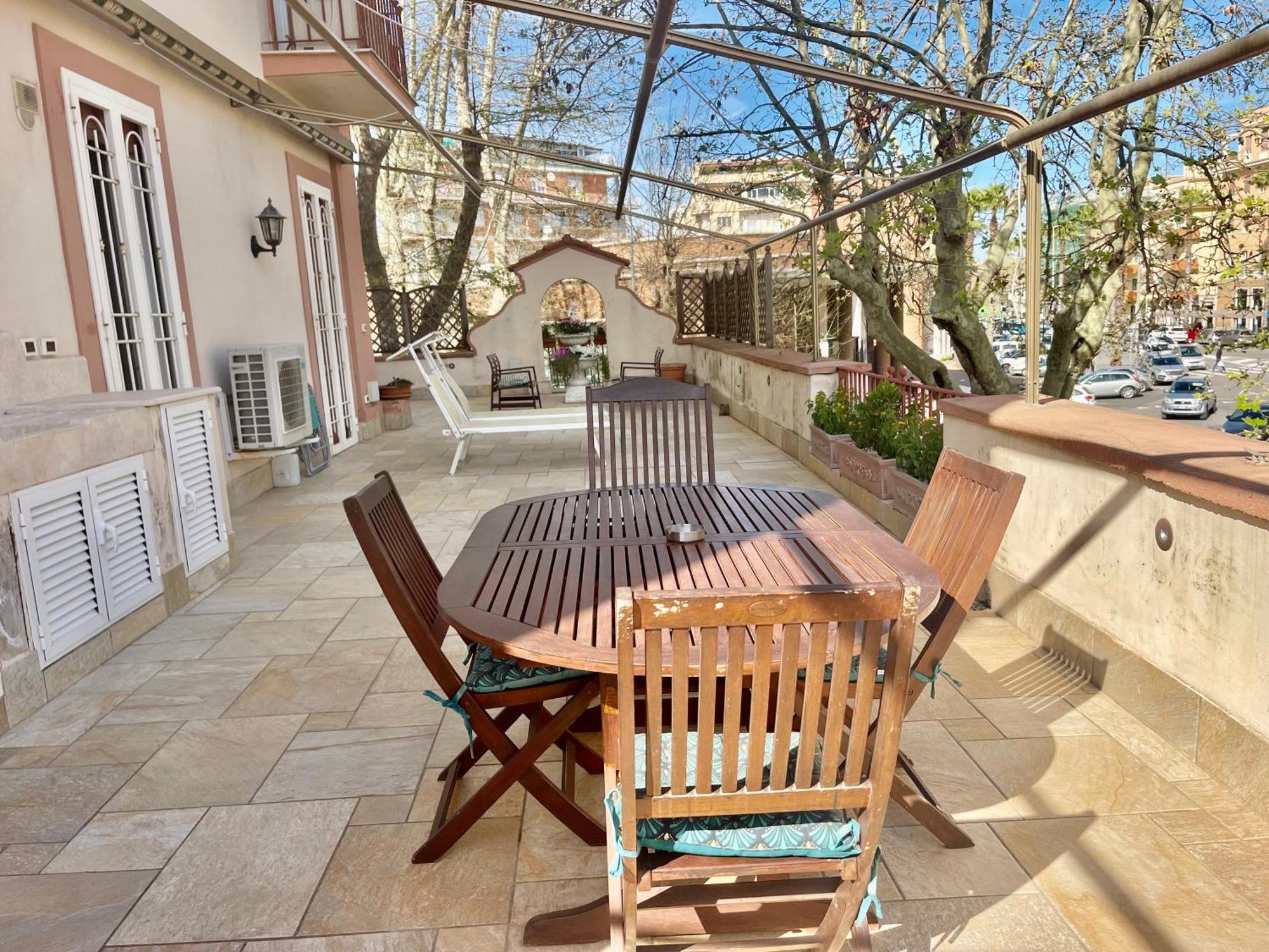 הוילה La Tua Casa Nel Centro Di Ostia מראה חיצוני תמונה